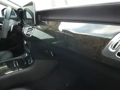 Mercedes-Benz CLS 250 2015 - 22500 EUR, 278000 km - AUTO.MOTO.pt - 278000km - foto 25 de 42