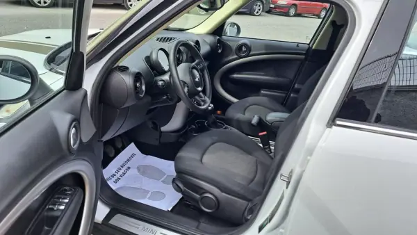 MINI Countryman 2014 - 11980 EUR, 124321 km - AUTO.MOTO.pt - 124321km - foto 7 de 43