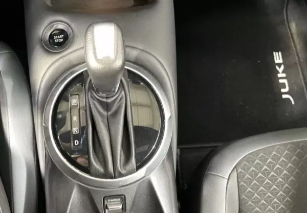 Nissan Juke 2023 - 23990 EUR, 22476 km - AUTO.MOTO.pt - 22476km - foto 8 de 24