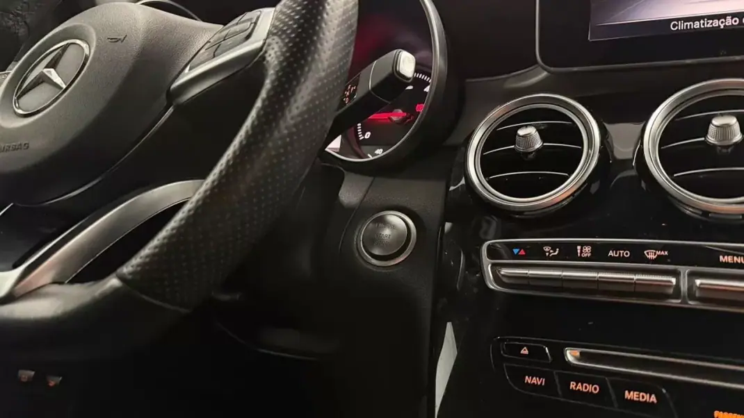 Mercedes-Benz GLC 250 2017 - 38490 EUR, 96900 km - AUTO.MOTO.pt - 96900km - foto 12 de 27