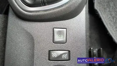 Renault Captur 2019 - 13950 EUR, 61525 km - AUTO.MOTO.pt - 61525km - foto 21 de 30