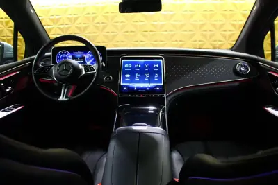 Mercedes-Benz EQE 2025 - 58900 EUR, 25000 km - AUTO.MOTO.pt - 25000km - foto 17 de 42