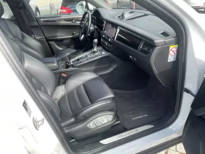 Porsche Macan 2020 - 82490 EUR, 90300 km - 90300km - foto 10 de 13