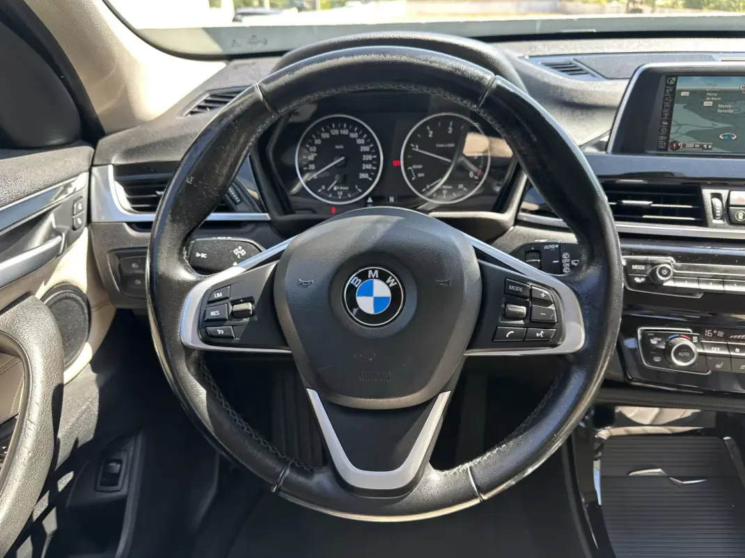 BMW X1 2016 - 17900 EUR, 200000 km - 200000km - foto 32 de 66