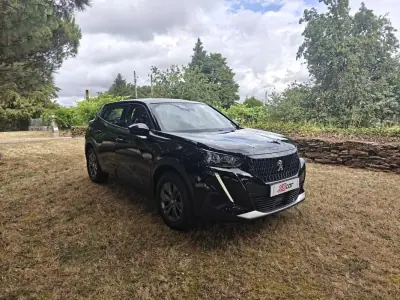 Peugeot 2008 2020 - 15990 EUR, 75500 km - AUTO.MOTO.pt - 75500km - foto 3 de 35