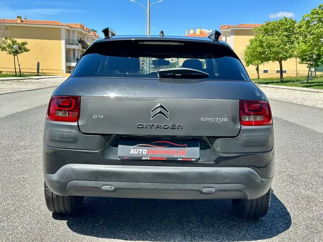 Citroën C4 Cactus 2018 - 9870 EUR, 89500 km - AUTO.MOTO.pt - 89500km - foto 8 de 47