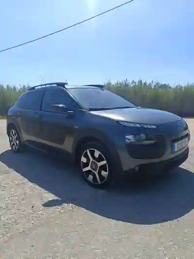 Citroën C4 Cactus 2016 - 9000 EUR, 151000 km - AUTO.MOTO.pt - 151000km - foto 3 de 14