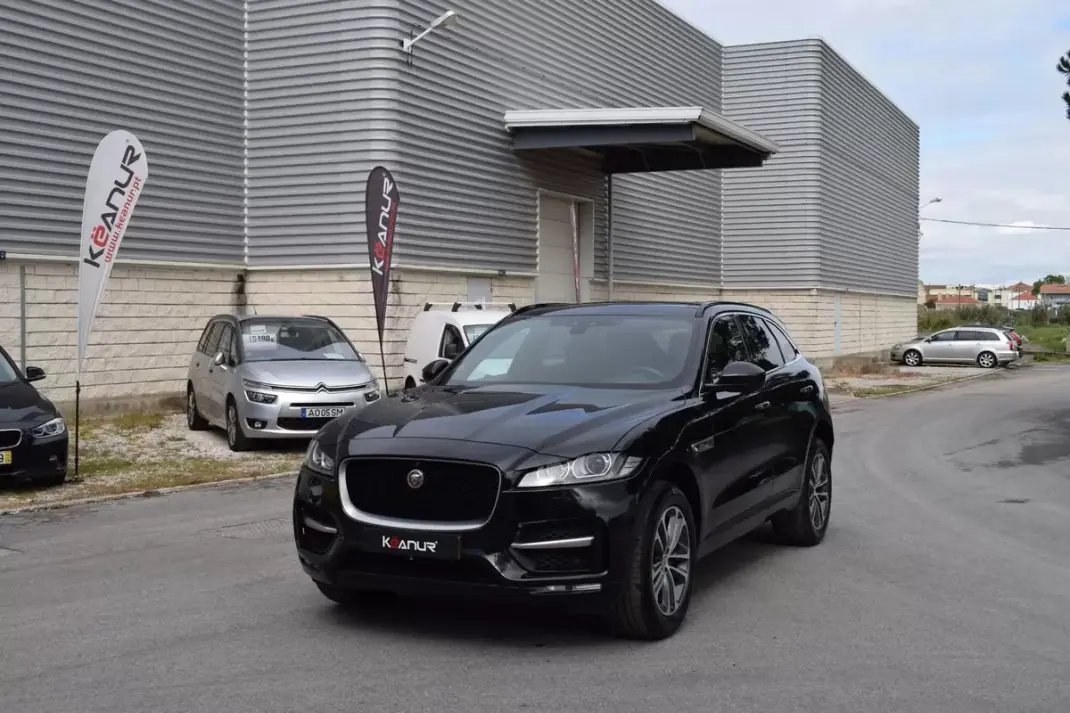 Jaguar F-Pace 2017 - 22980 EUR, 145545 km - AUTO.MOTO.pt - 145545km - foto 9 de 57