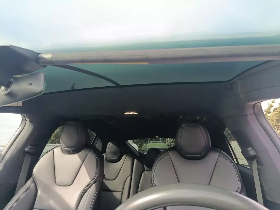 Tesla Model X 2020 - 45500 EUR, 85990 km - AUTO.MOTO.pt - 85990km - foto 32 de 38