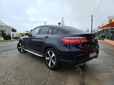 Mercedes-Benz GLC 350 2018 - 36950 EUR, 144009 km - AUTO.MOTO.pt - 144009km - foto 4 de 10