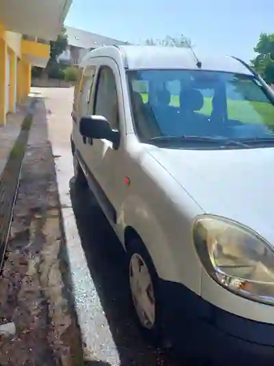 Renault Kangoo 2004 - 4400 EUR, 266000 km - 266000km - foto 2 de 12