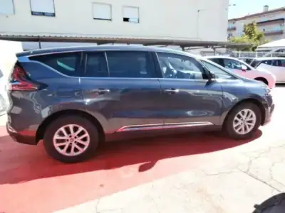Renault Espace 2018 - 22600 EUR, 151275 km - AUTO.MOTO.pt - 151275km - foto 9 de 34