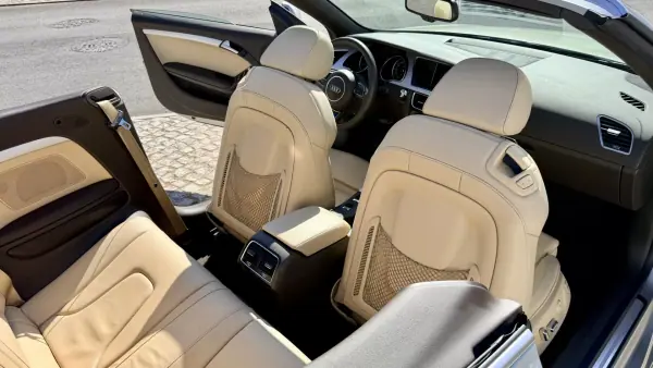 Audi A5 Cabrio 2015 - 23900 EUR, 128555 km - AUTO.MOTO.pt - 128555km - foto 28 de 61