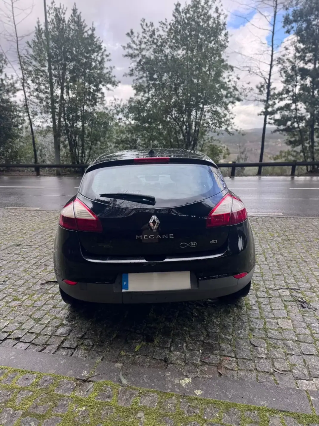 Renault Mégane 2014 - 9500 EUR, 146170 km - AUTO.MOTO.pt - 146170km - foto 19 de 19