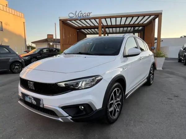 Fiat Tipo Cross 2022 - 14950 EUR, 98000 km - AUTO.MOTO.pt - 98000km - foto 53 de 53