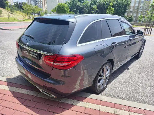Mercedes-Benz C 200 2015 - 12480 EUR, 333200 km - AUTO.MOTO.pt - 333200km - foto 7 de 32