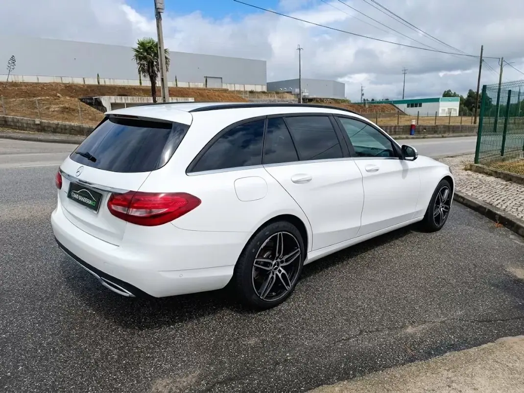 Mercedes-Benz C 180 2016 - 15500 EUR, 250000 km - 250000km - foto 6 de 8