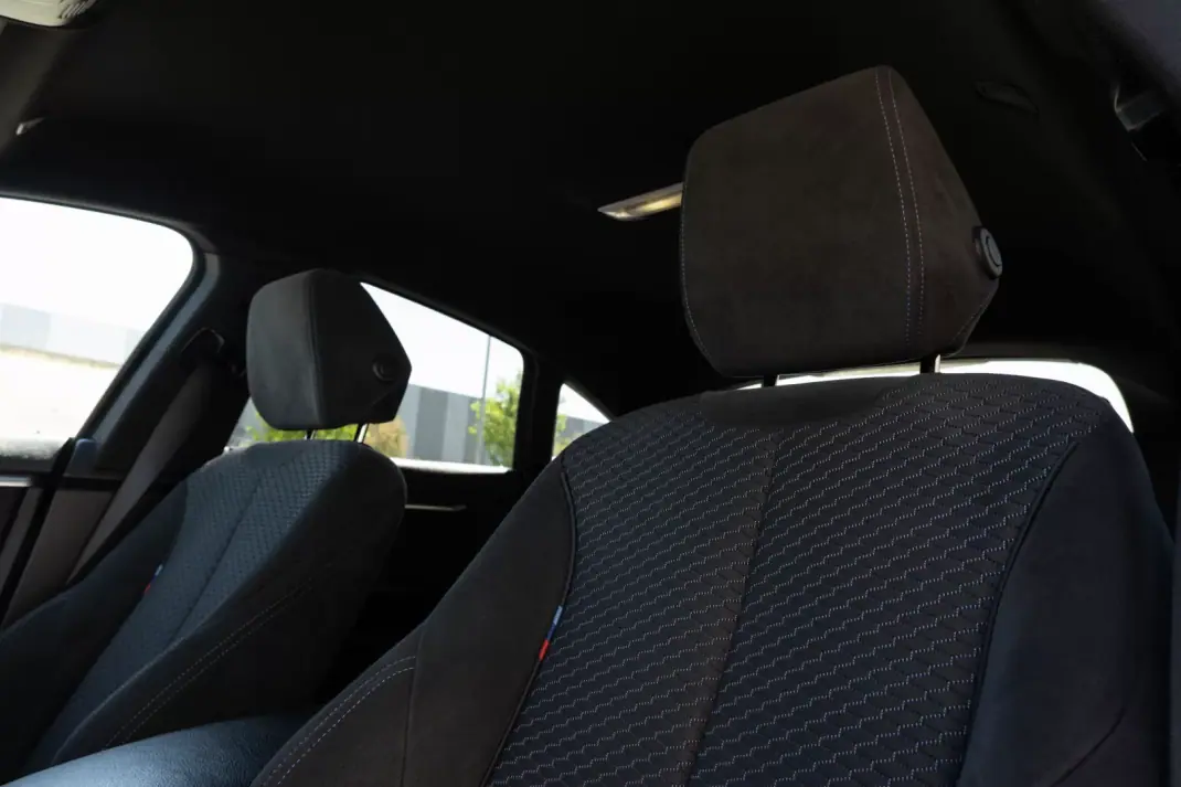 BMW 420 Gran Coupé 2018 - 26000 EUR, 190500 km - AUTO.MOTO.pt - 190500km - foto 23 de 28
