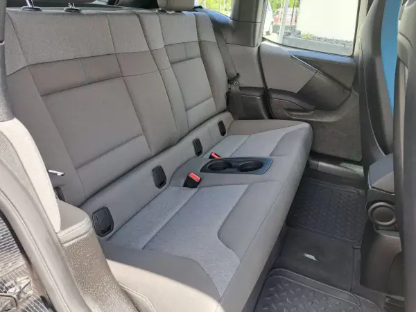 BMW i3 2019 - 28500 EUR, 89000 km - AUTO.MOTO.pt - 89000km - foto 22 de 45