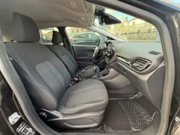 Ford Fiesta 2021 - 13900 EUR, 85443 km - AUTO.MOTO.pt - 85443km - foto 12 de 12