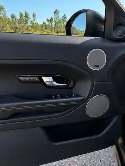 Land Rover Range Rover Evoque 2014 - 16900 EUR, 134800 km - 134800km - foto 13 de 13