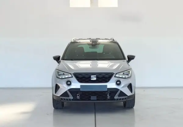 SEAT Arona 2021 - 17900 EUR, 54000 km - AUTO.MOTO.pt - 54000km - foto 3 de 33