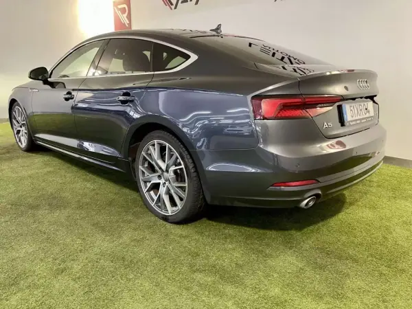 Audi A5 Sportback 2019 - 27950 EUR, 125000 km - AUTO.MOTO.pt - 125000km - foto 9 de 36