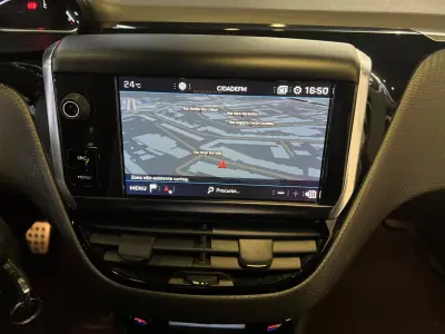 Peugeot 2008 2017 - 10990 EUR, 95000 km - 95000km - foto 19 de 43