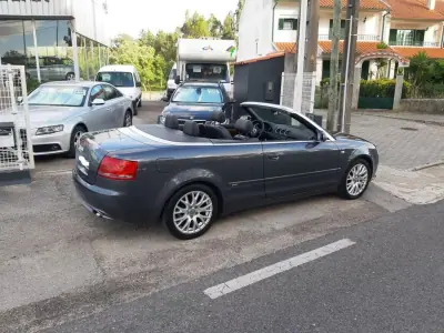 Audi A4 Cabrio 2014 - 10900 EUR, 193145 km - AUTO.MOTO.pt - 193145km - foto 14 de 34