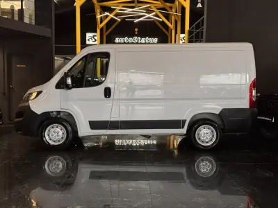 Peugeot Partner L2 caixa automática 130cv 2022 - 16990 EUR, 170100 km - AUTO.MOTO.pt - 170100km - foto 7 de 26