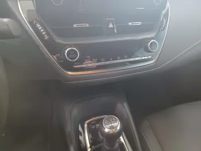 Toyota Corolla 2019 - 18390 EUR, 81211 km - AUTO.MOTO.pt - 81211km - foto 17 de 33