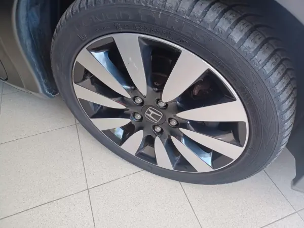 Honda Civic 2016 - 14890 EUR, 120487 km - AUTO.MOTO.pt - 120487km - foto 30 de 34