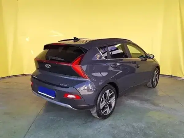 Hyundai Bayon 2023 - 18250 EUR, 31750 km - AUTO.MOTO.pt - 31750km - foto 4 de 10