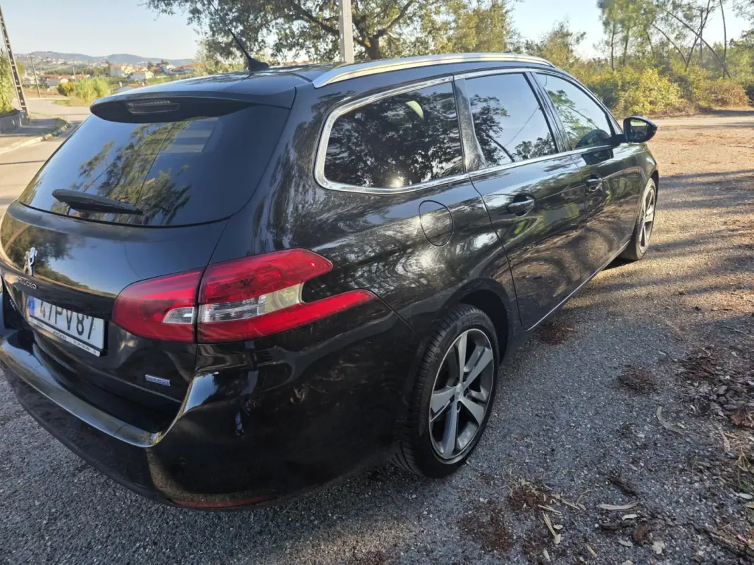 Peugeot 308 SW 2015 - 7500 EUR, 280000 km - 280000km - foto 6 de 56
