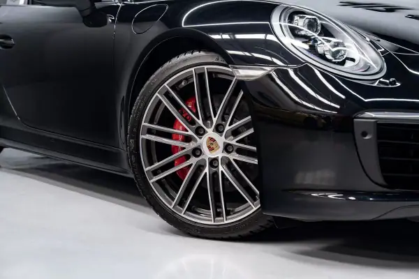 Porsche 911 2017 - 139950 EUR, 43000 km - AUTO.MOTO.pt - 43000km - foto 5 de 50