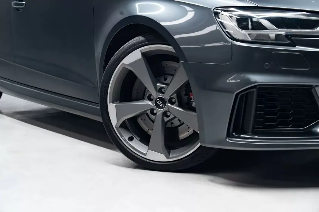 Audi RS3 Sportback 2019 - 49950 EUR, 76000 km - AUTO.MOTO.pt - 76000km - foto 4 de 40