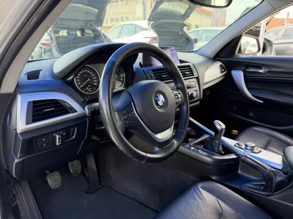 BMW 116 2012 - 10750 EUR, 232000 km - AUTO.MOTO.pt - 232000km - foto 13 de 34