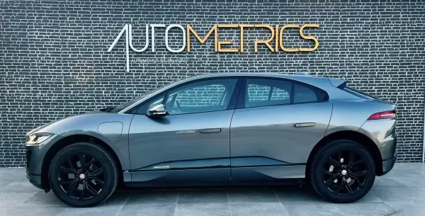 Jaguar I-Pace 2018 - 23500 EUR, 83000 km - AUTO.MOTO.pt - 83000km - foto 9 de 15