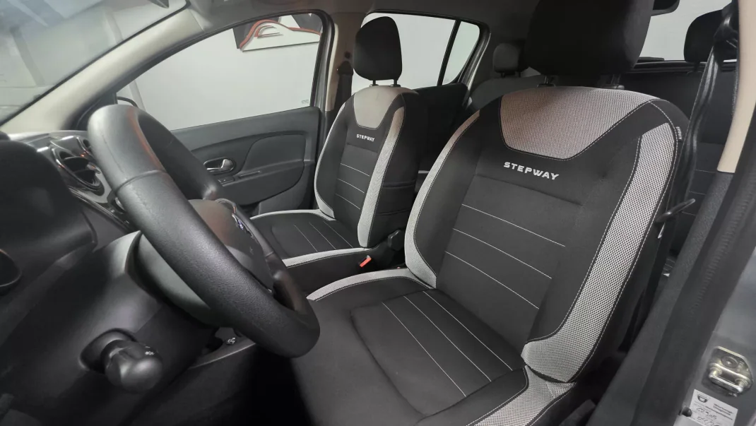 Dacia Sandero 2021 - 13990 EUR, 34000 km - AUTO.MOTO.pt - 34000km - foto 5 de 21