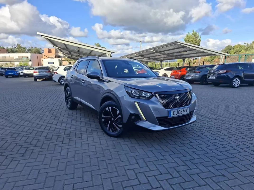Peugeot 2008 2021 - 16500 EUR, 87900 km - 87900km - foto 4 de 32
