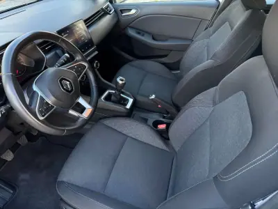 Renault Clio 2020 - 12900 EUR, 139162 km - AUTO.MOTO.pt - 139162km - foto 4 de 19