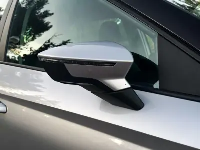 SEAT Arona 2021 — photo 2 of 14
