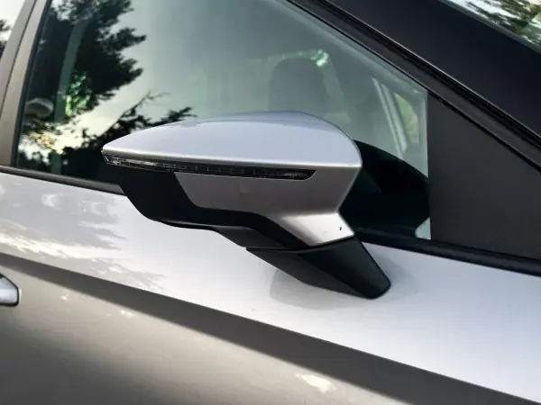 SEAT Arona 2021 — photo 2 of 14