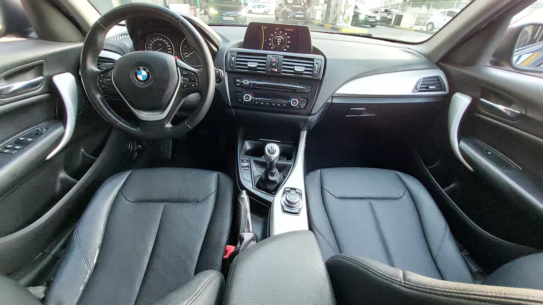 BMW 116 2013 - 8000 EUR, 239000 km - AUTO.MOTO.pt - 239000km - foto 8 de 15