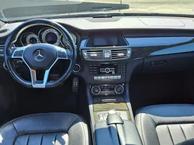 Mercedes-Benz CLS 350 2014 - 29000 EUR, 237000 km - AUTO.MOTO.pt - 237000km - foto 6 de 50