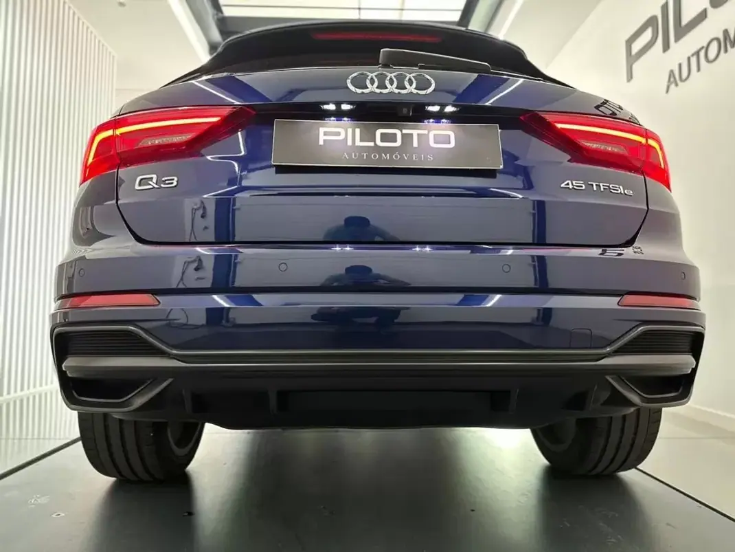 Audi Q3 Sportback 2022 - 29990 EUR, 135295 km - AUTO.MOTO.pt - 135295km - foto 7 de 34