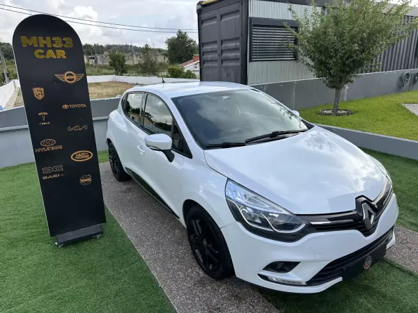 Renault Clio 2018 - 10900 EUR, 138929 km - AUTO.MOTO.pt - 138929km - foto 4 de 46