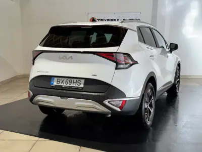Kia Sportage 2025 - 38900 EUR, 2350 km - AUTO.MOTO.pt - 2350km - foto 5 de 21