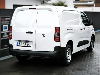 Peugeot Partner 1.5 BlueHDI Longa c/Barras Tejadilho 2020 - 13950 EUR, 114372 km - AUTO.MOTO.pt - 114372km - foto 14 de 44