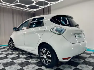 Renault Zoe 2016 - 8250 EUR, 23000 km - 23000km - foto 5 de 15